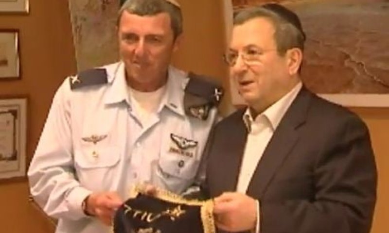 הרבצ"ר ושר הבטחון מוכרים את החמץ של צה"ל