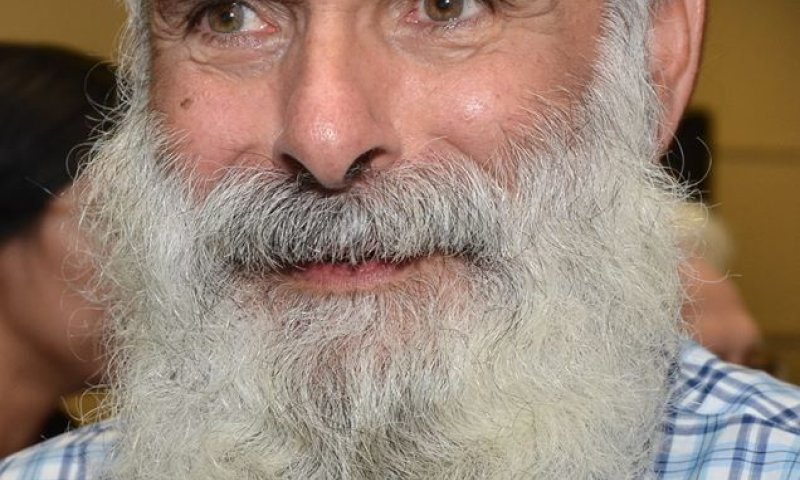 "רבנים צריכים להתעסק בפוליטיקה"