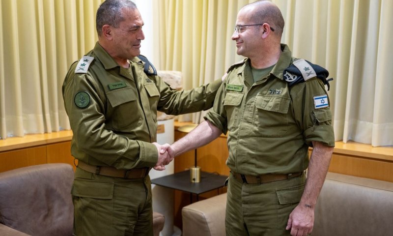 לאחר החלטת רה"מ: גופמן והרמטכ"ל נפגשו "נסייע לו להצליח"