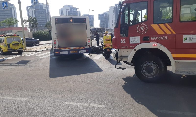 תאונה קטלנית בנתיבות בין רוכב אופנוע לאוטובוס