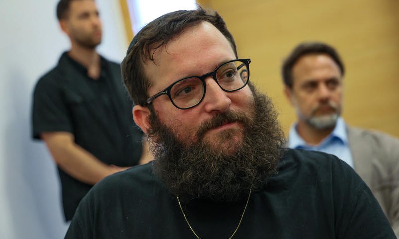 ומה עם קטארגייט? אוריך מברך על סיום פרשת הבילד