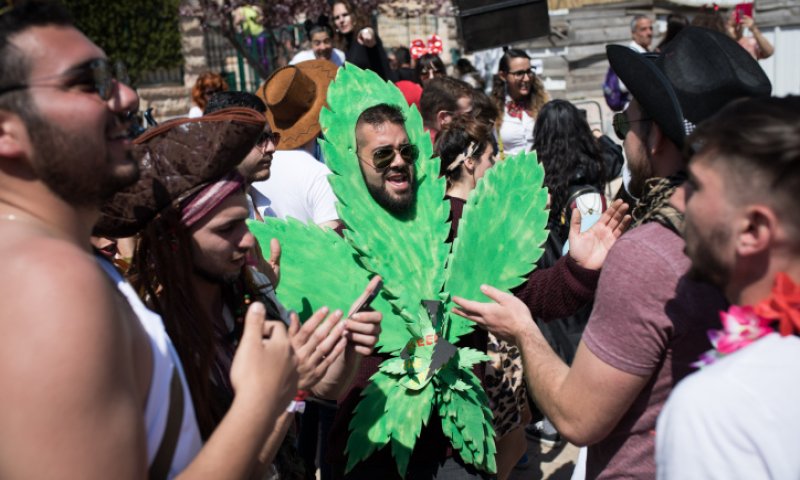 פוסט&nbsp;מודרנה&nbsp;אגרסיבית