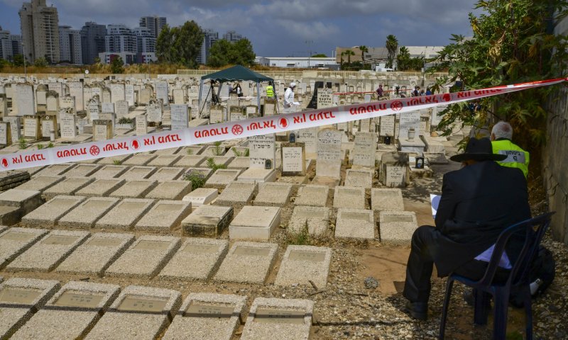 קברה של בת 3 ייפתח מחר לטובת ביצוע בדיקת דנ"א