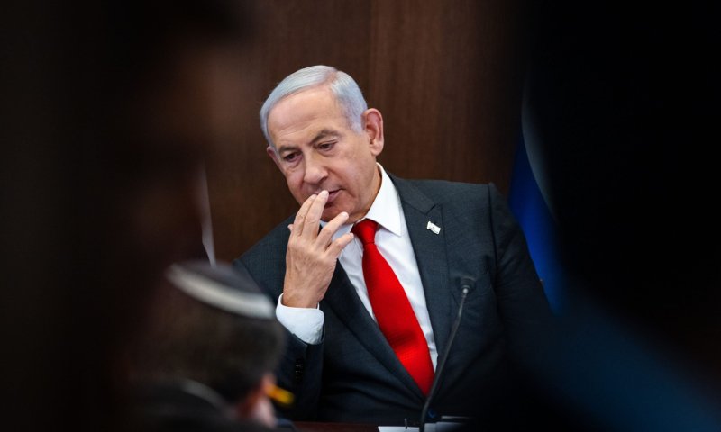 בג"ץ: נתניהו יחזיר כמיליון ש"ח בתוך שלושה חודשים