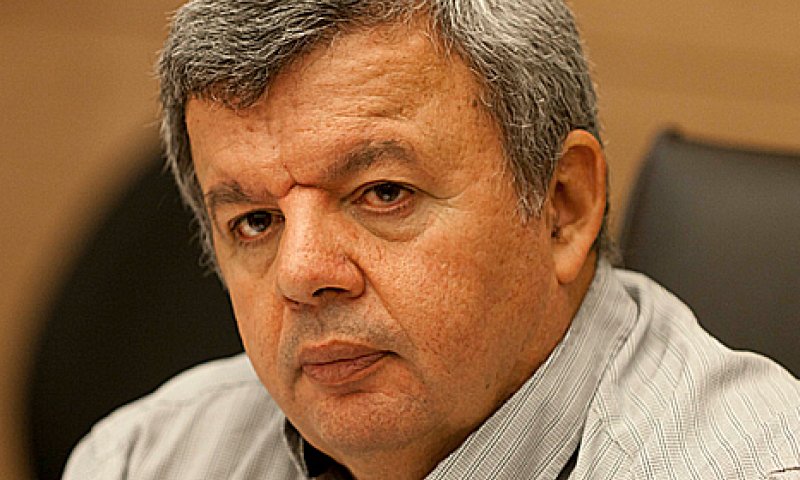 כלפה מפתיע: "לאפשר לפלסטינים להצביע לכנסת"