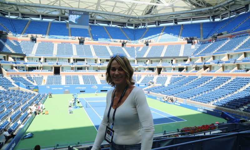 מתעמלת עשר: הספורטאית האגדית חוגגת 62