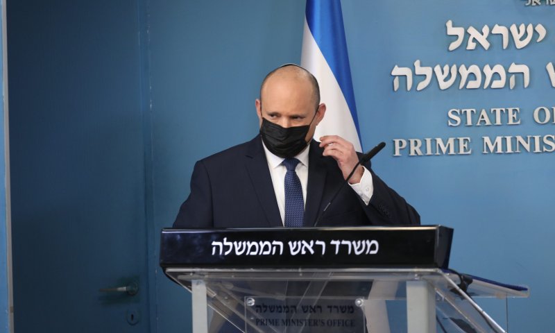 המלכוד של בנט: יתמוך בוועדת החקירה לצוללות?