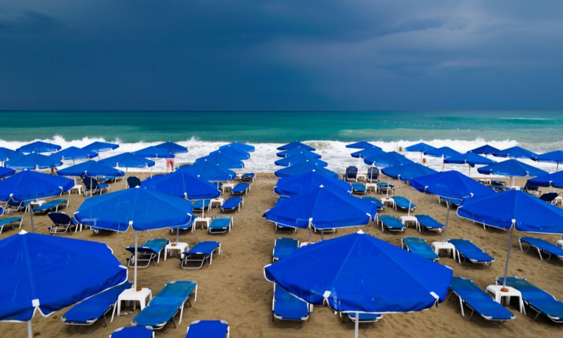 לידיעת הנופשים: סופה קיצונית מתקרבת לאיי יוון