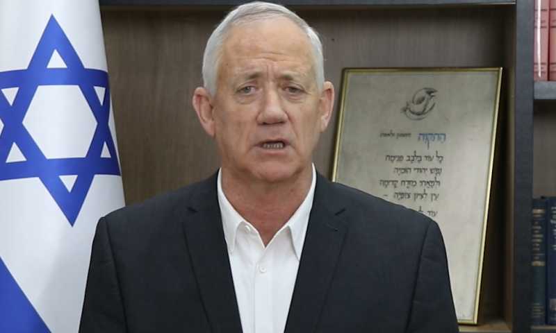 גנץ מתחייב: לא נפסיק בלחימה עד חזרת החטופים