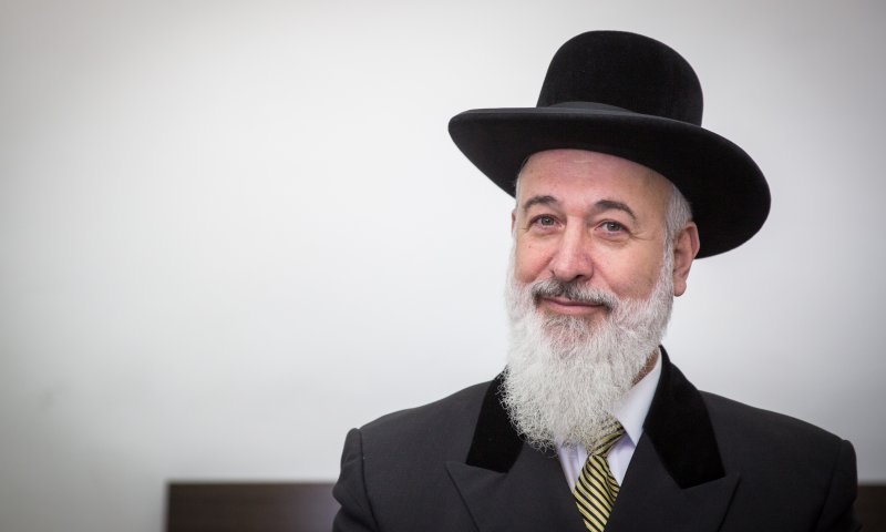 חילול השם: הרב הראשי לישראל ייכנס לכלא