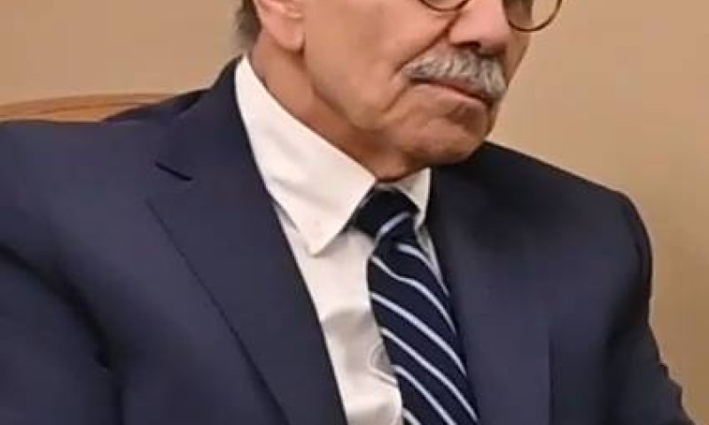 ראש ממשלת לבנון קורץ לישראל: "הזמן האיראני נגמר, רוצים שלום"