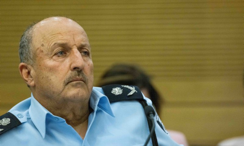 בעקבות התיעוד: הניצב במשטרה הוצא לחופשה.צפו