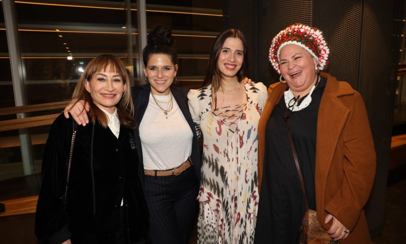 בית ליסין השיקו את ההצגה "לעבור את הקיר"