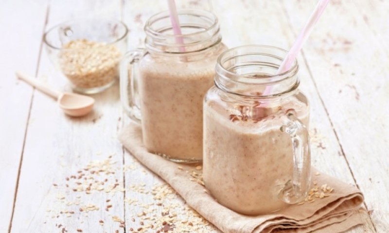 המתכון לפתיחת יום מתוק: שייק שוקולד לבן