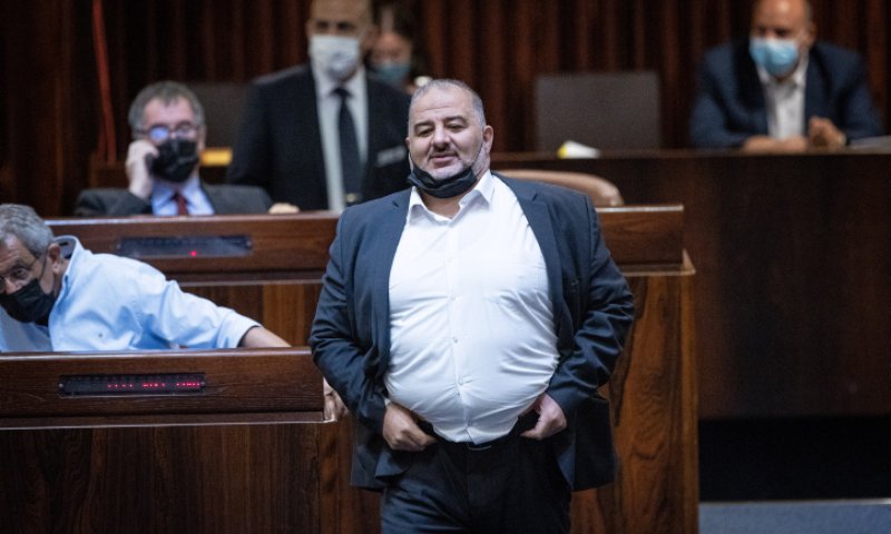 לקראת פיצוץ? מחלוקת חדשה בין רע"מ לקואליציה