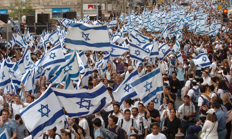 מחקר חדש: יותר דגלים &ndash; יותר אחדות בעם ישראל