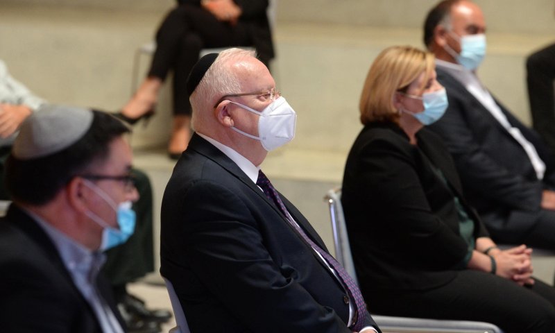 לאחר הידבקות העובד: ריבלין לא נדרש לבידוד