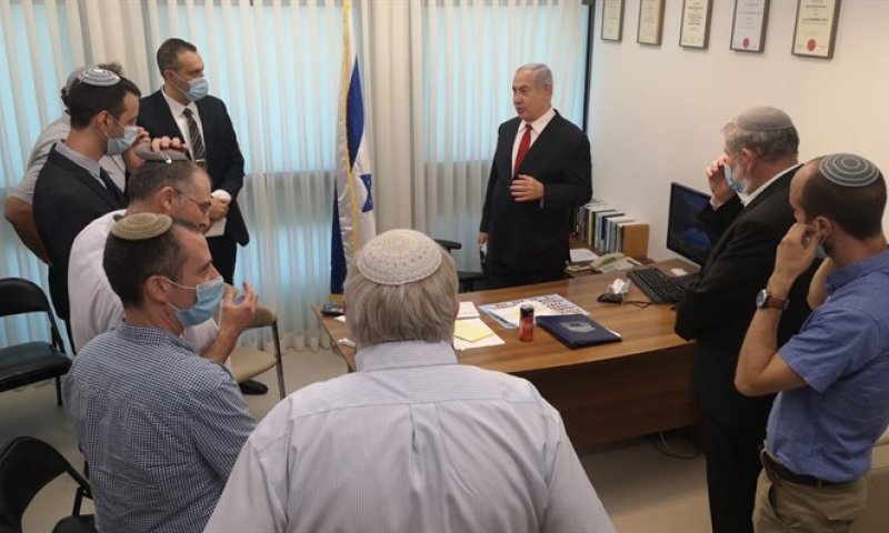 נתניהו נפגש עם ראשי השירות הלאומי לפתור את המשבר
