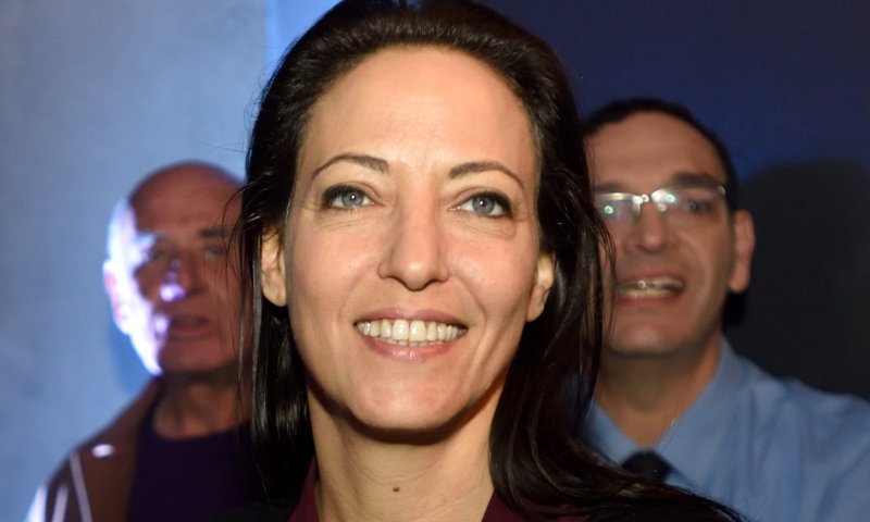 ליהיא לפיד: פיטרו אותי מידיעות בגלל בעלי