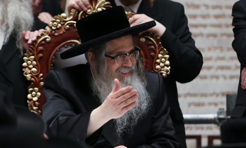 חלוקת מליוני שקלים למי שמתנזר מתקציבי המדינה