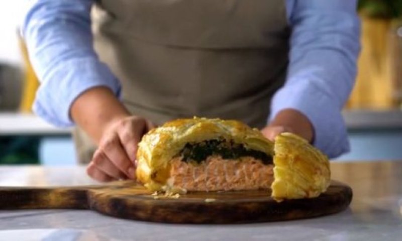 סורגים שבת: דרך מפתיעה וקלה להכין סלמון. צפו