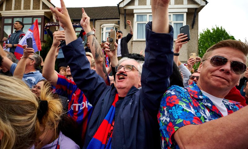 המועדון האנגלי שתמך בישראל ב-7.10 חוגג 120