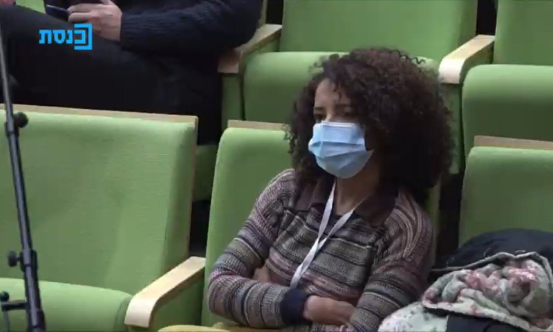 "אם מפלגת העבודה יקרה לך &ndash; תתפטרי מהרשימה"