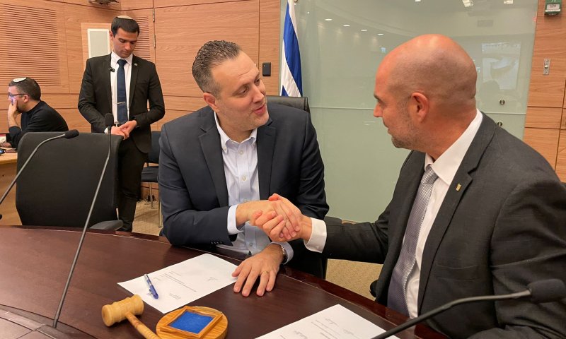 שני שרים מהליכוד התפטרו: שני ח"כים סרוגים ייכנסו