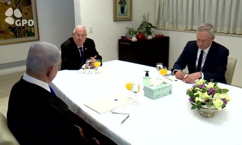 בלוק הימין קרא לראשי השמאל לאיחוד, זוהר מתנגד