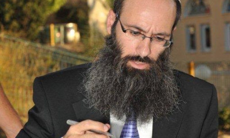 מניין החוצפה והעזות לערער על גדולי ישראל?!