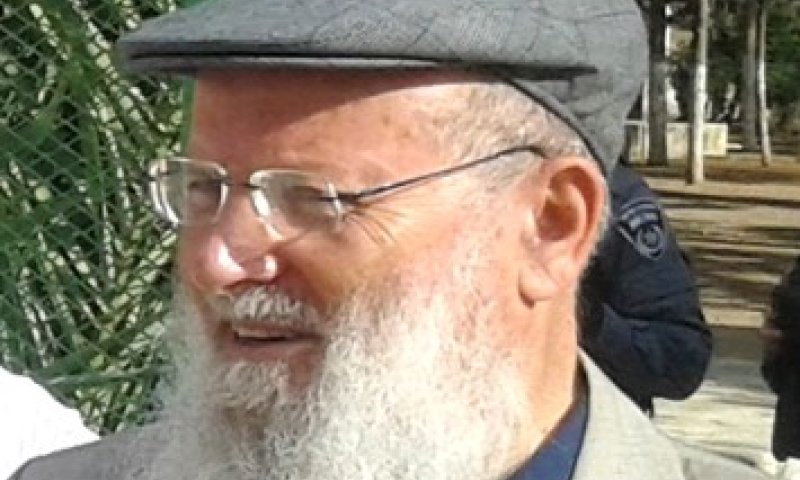 "לשנות את תפילת הקדיש מארמית לעברית"