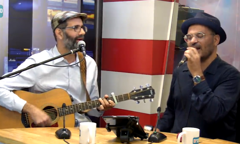 לייב בסרוגים: יוני גנוט ואילן דמרי &bull; "יה שמע אביונך"