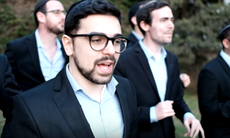 צפו: הלהיט של לאונרד כהן הפך לשיר חופה ב-3 שפות