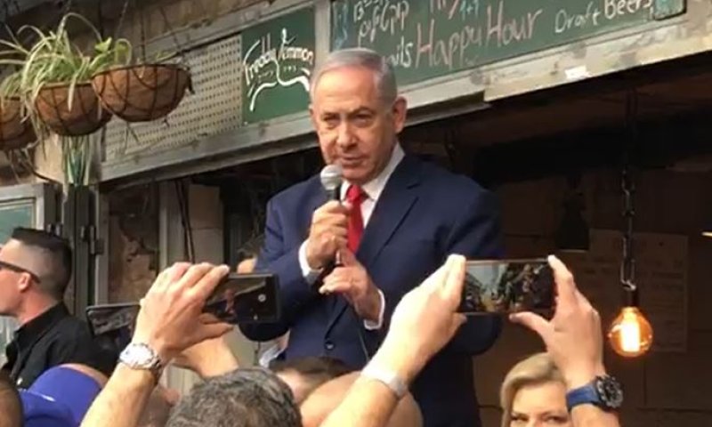 נתניהו: "גנץ ולפיד מובילים בפער של כמה מנדטים"