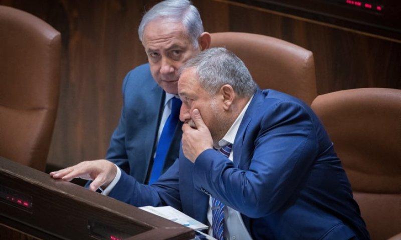 נערך לפרישה של גנץ? ההצעה של נתניהו לליברמן