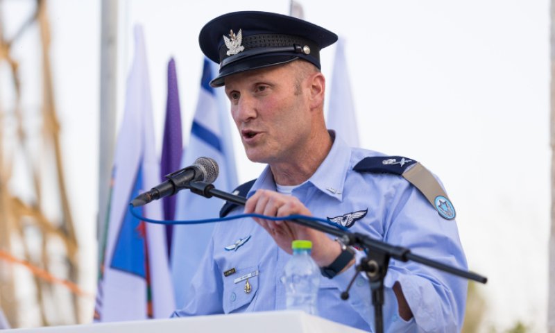 פגישה חריגה בחיל האוויר; הרמטכ"ל לשעבר לא הוזמן