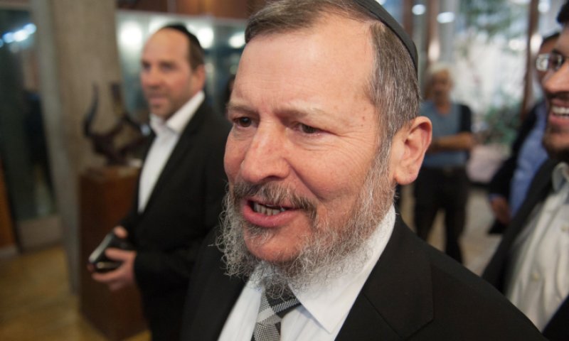 שטרן שיגר מכתב תמיכה ללופוליאנסקי