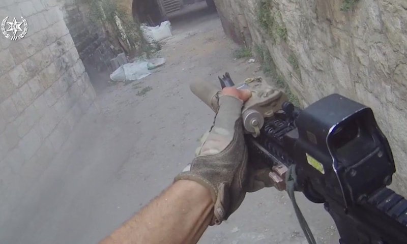 צפו: לוחמי הימ"מ ומשפחות הנופלים מה-7.10 נחשפים