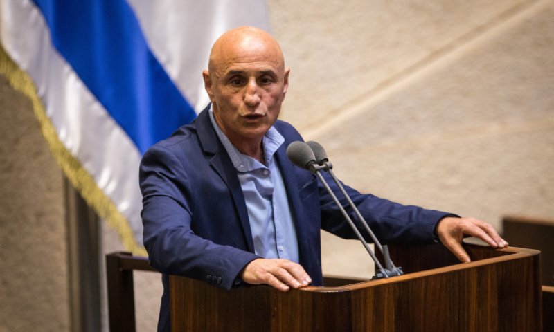 סקר: ימינה השניה בגודלה; וכמה מנדטים שווה שלח?