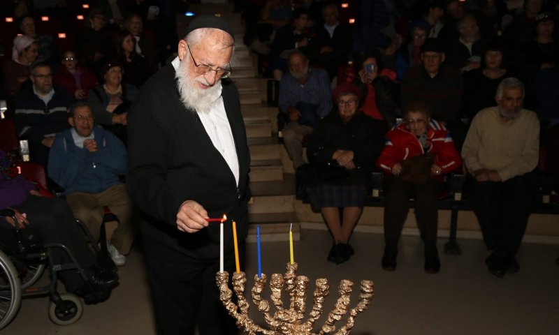 סופדים לרב פרל: אישיות נדירה שפעל למען גוש עציון