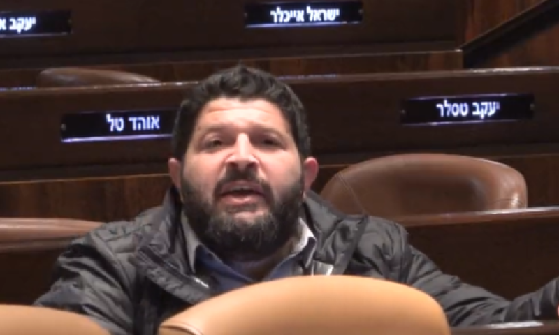 עימות בכנסת: "אתה גבר לבוא איתי לשם?". צפו