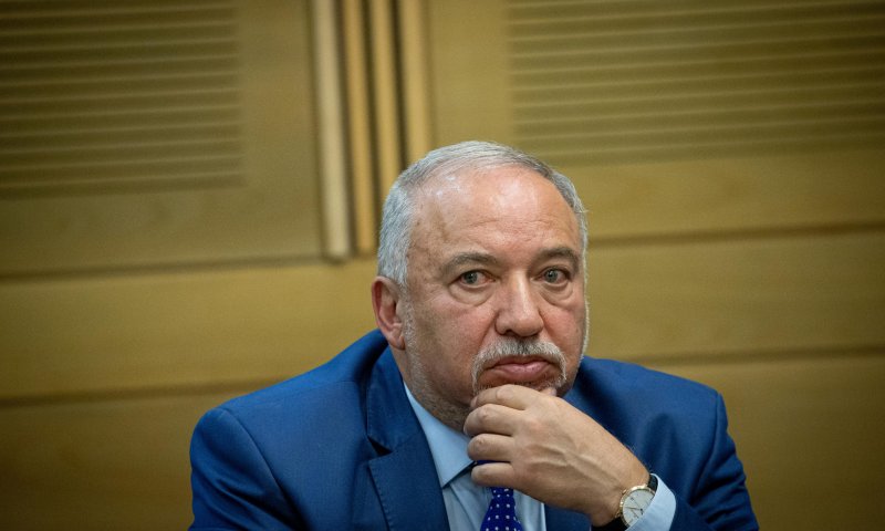 ליברמן החליט: תשלומי החל"ת יסתיימו בסוף יוני