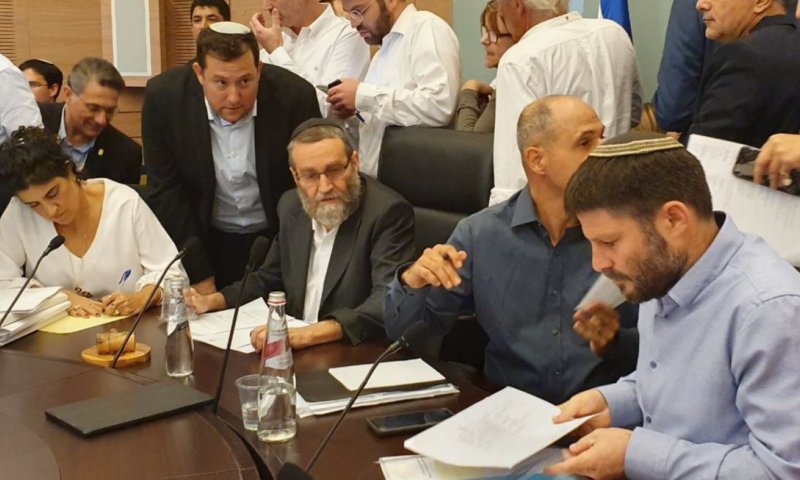 ועדת הכספים אישרה מימון לכבישים העוקפים ביו"ש