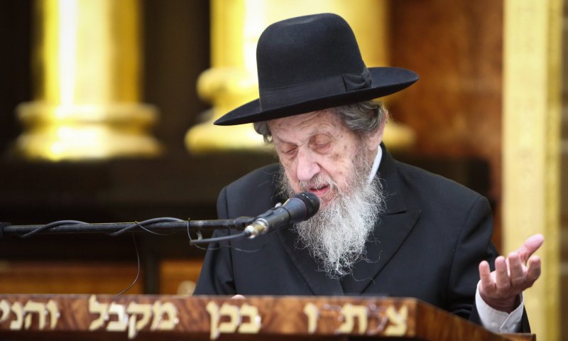 מלחמות היהודים: הרב הבכיר נגד מפלגת ש"ס