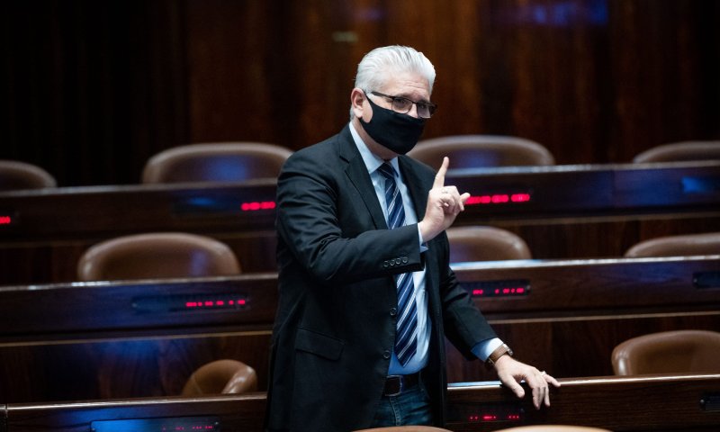 אחרי הניסיונות לאיחוד, אבידר מגייס כסף ברשת