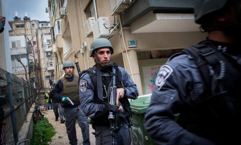 "אין שום סיבה להניח שהמחבל נמצא באזור תל אביב"