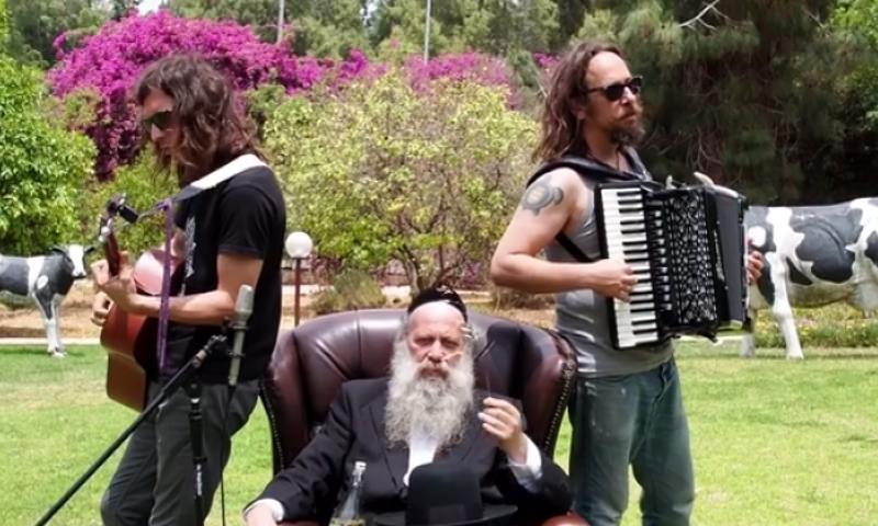 אהבנו: שולי רנד בביצוע משעשע ל'לא תדעי כמה'