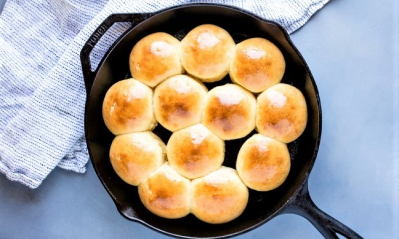 טעים להכיר: הדרך הכי מהירה להכין לחמניות בבית