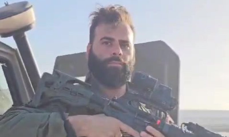 מרגש: הלוחם מפנסילבניה שחזר לקרבות בעזה | צפו