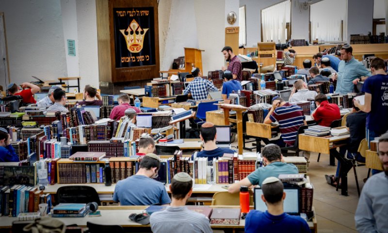 מוחמד עוזב את ישיבת ההסדר: "מלא ביראת שמים"